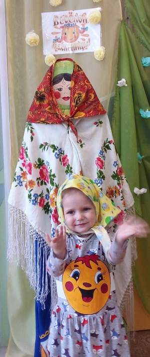 Из беседы дети узнали, как раньше на Руси праздновали Масленицу, что означает и откуда берет начало этот обычай.